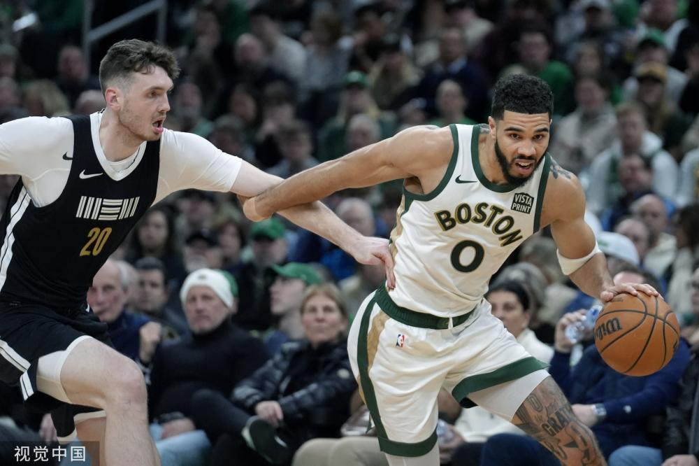 板球和三分 板球和三分