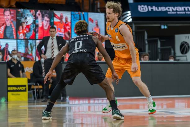 楚阿梅尼缺 楚阿梅尼缺